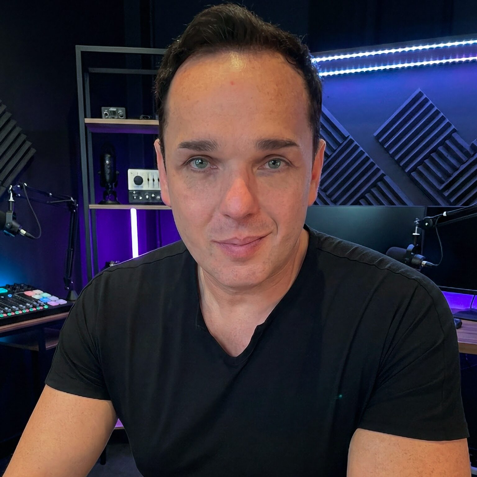 ProfileSquareNewHair